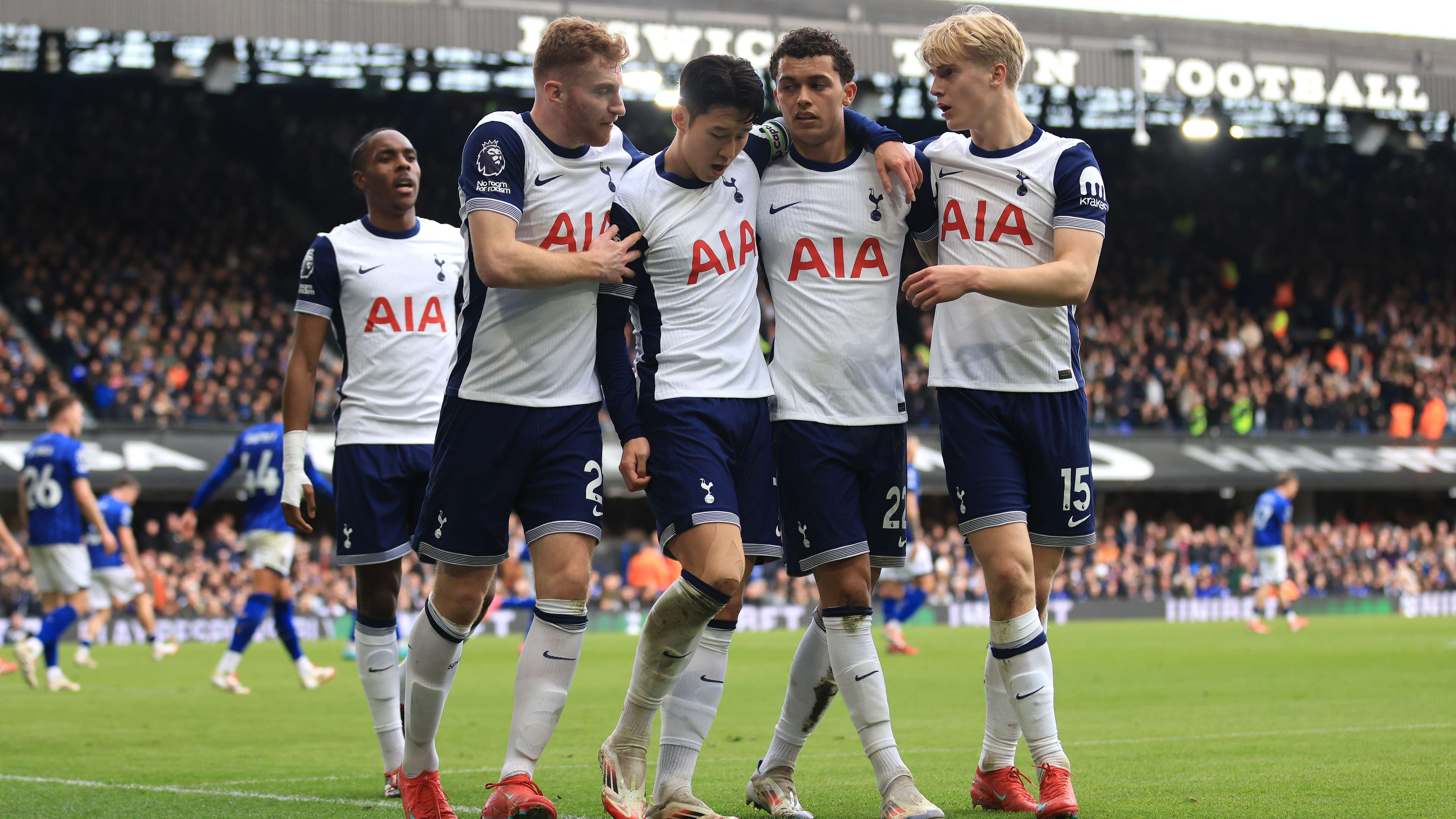 迪亞斯贊美進球稱維尼修斯傳球為功 表示全力備戰超級杯.