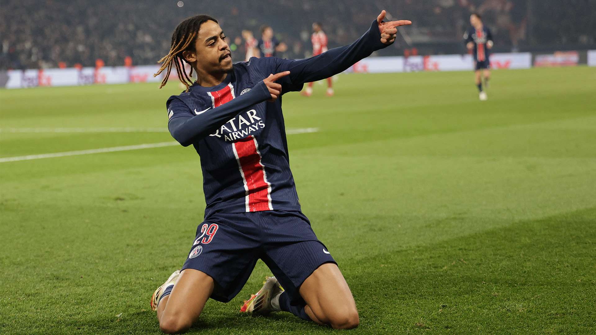 从财力背景 从财力背景